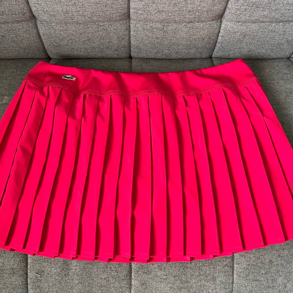 Lacoste tennis skirt with shorts, size 40 (L), NWT, UPF protection